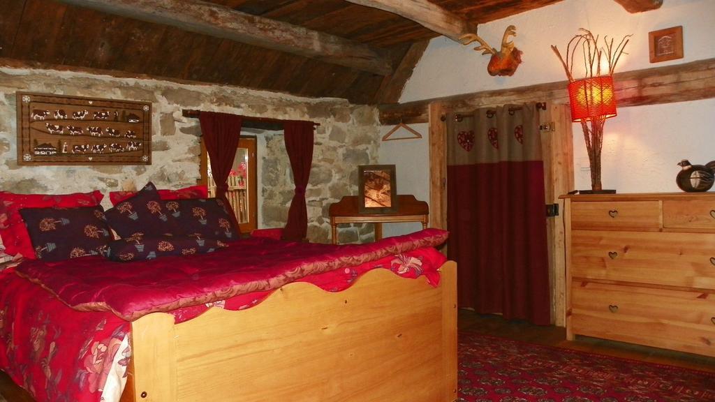 Gite Du Bois De L'ours Orcières Kamer foto