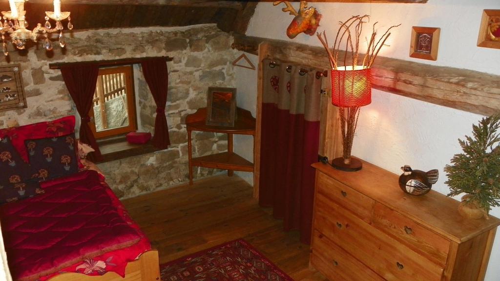 Gite Du Bois De L'ours Orcières Kamer foto